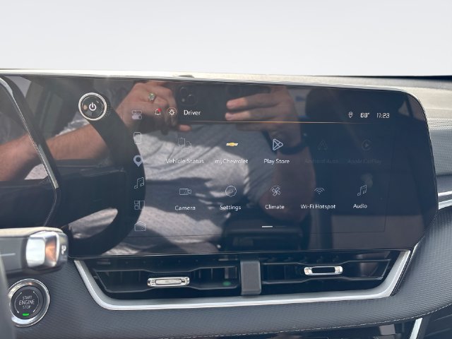 Used 2026 Chevrolet Equinox LT w/ Convenience Package II FWD image 16