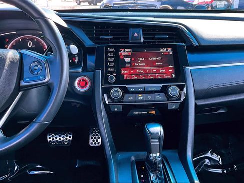 Used 2021 Honda Civic Sport Touring image 7