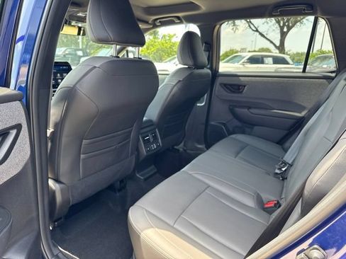 Used 2026 Subaru Outback Limited AWD/4WD image 11