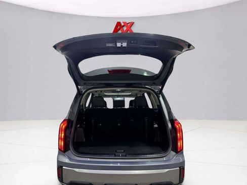 Used 2025 Kia Telluride S FWD image 64