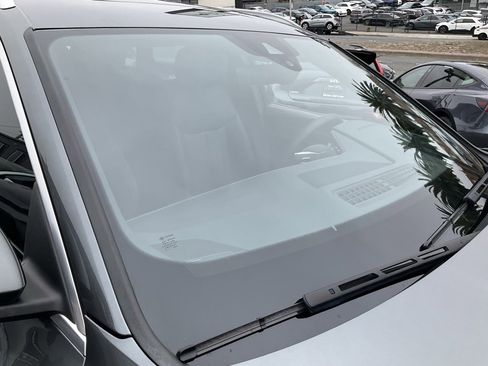 Used 2019 Audi e-tron Prestige w/ Prestige Package image 71