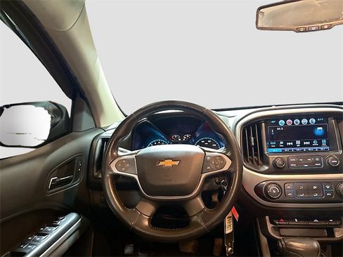 Used 2018 Chevrolet Colorado LT image 22