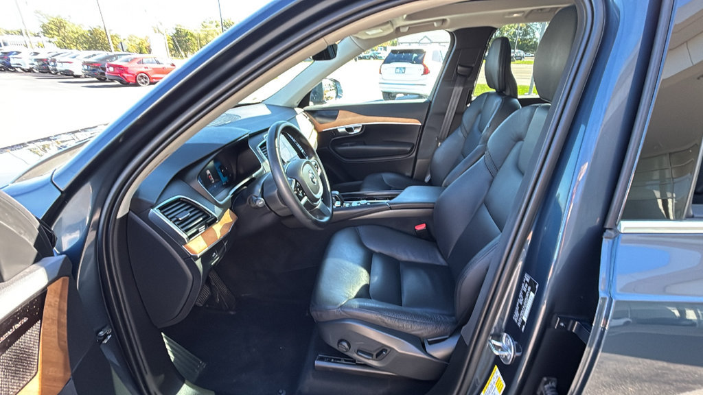 Certified 2024 Volvo XC90 B6 Plus w/ Protection Package Premier AWD/4WD image 25