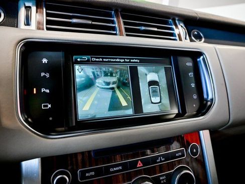 Used 2016 Land Rover Range Rover Supercharged image 40