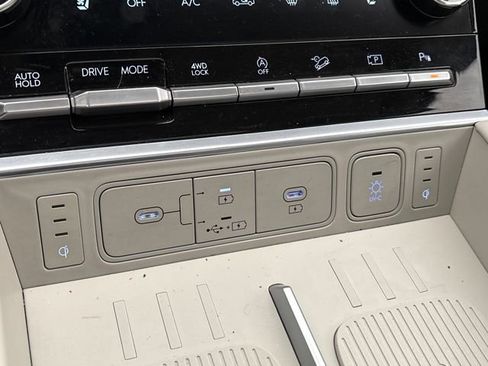 Used 2024 Hyundai Santa Fe Calligraphy image 20