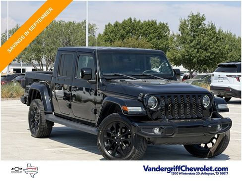 Used 2023 Jeep Gladiator Overland AWD/4WD image 2