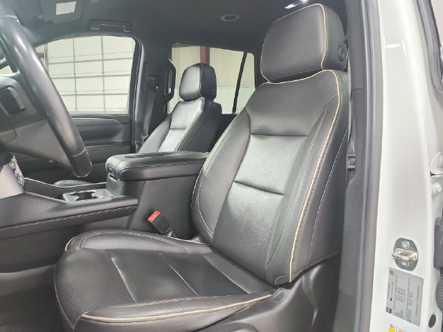 Used 2023 GMC Yukon SLT RWD image 10
