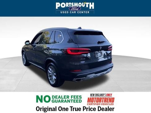Used 2022 BMW X5 xDrive40i w/ Parking Assistance Package image 26