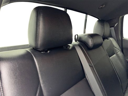 Used 2023 Toyota Tacoma 4x4 Double Cab image 41