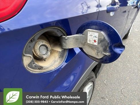 Used 2016 Ford Escape Titanium w/ Equipment Group 301A AWD/4WD image 10