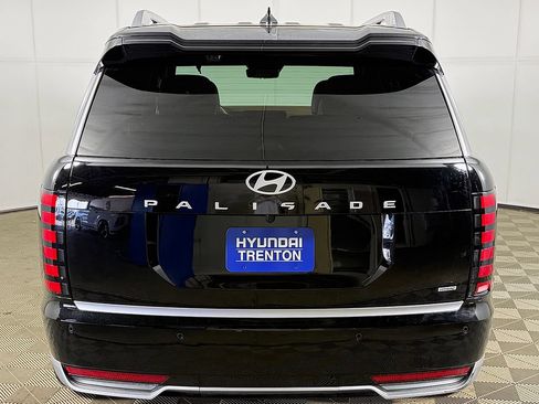 Used 2026 Hyundai Palisade Calligraphy AWD/4WD image 18
