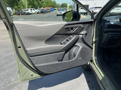 New 2026 Subaru Crosstrek 2.5i Limited AWD/4WD image 9