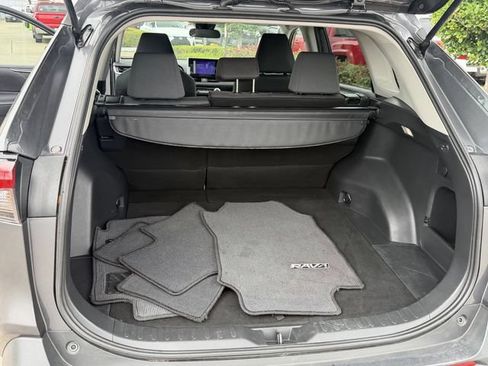 Certified 2025 Toyota RAV4 XLE FWD image 23