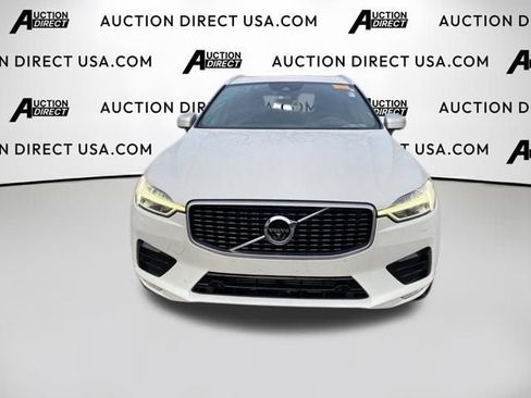 Used 2019 Volvo XC60 T5 R-Design w/ Protection Package Premier AWD/4WD image 2