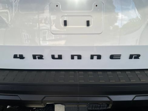 Used 2025 Toyota 4Runner TRD Off-Road Premium w/ Tow Technology Package AWD/4WD image 13