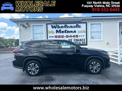 Used 2022 Toyota Highlander XLE