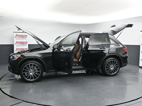 Used 2021 Mercedes-Benz GLC 300 4MATIC image 43