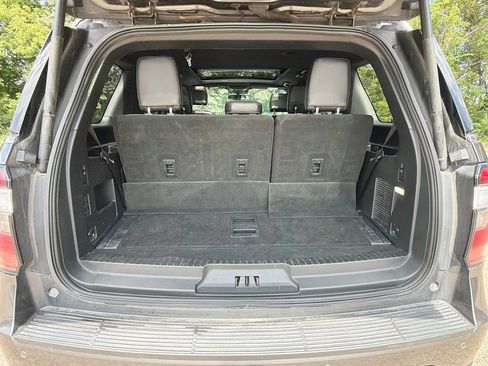 Used 2020 Ford Expedition Limited w/ Equipment Group 303A AWD/4WD image 30