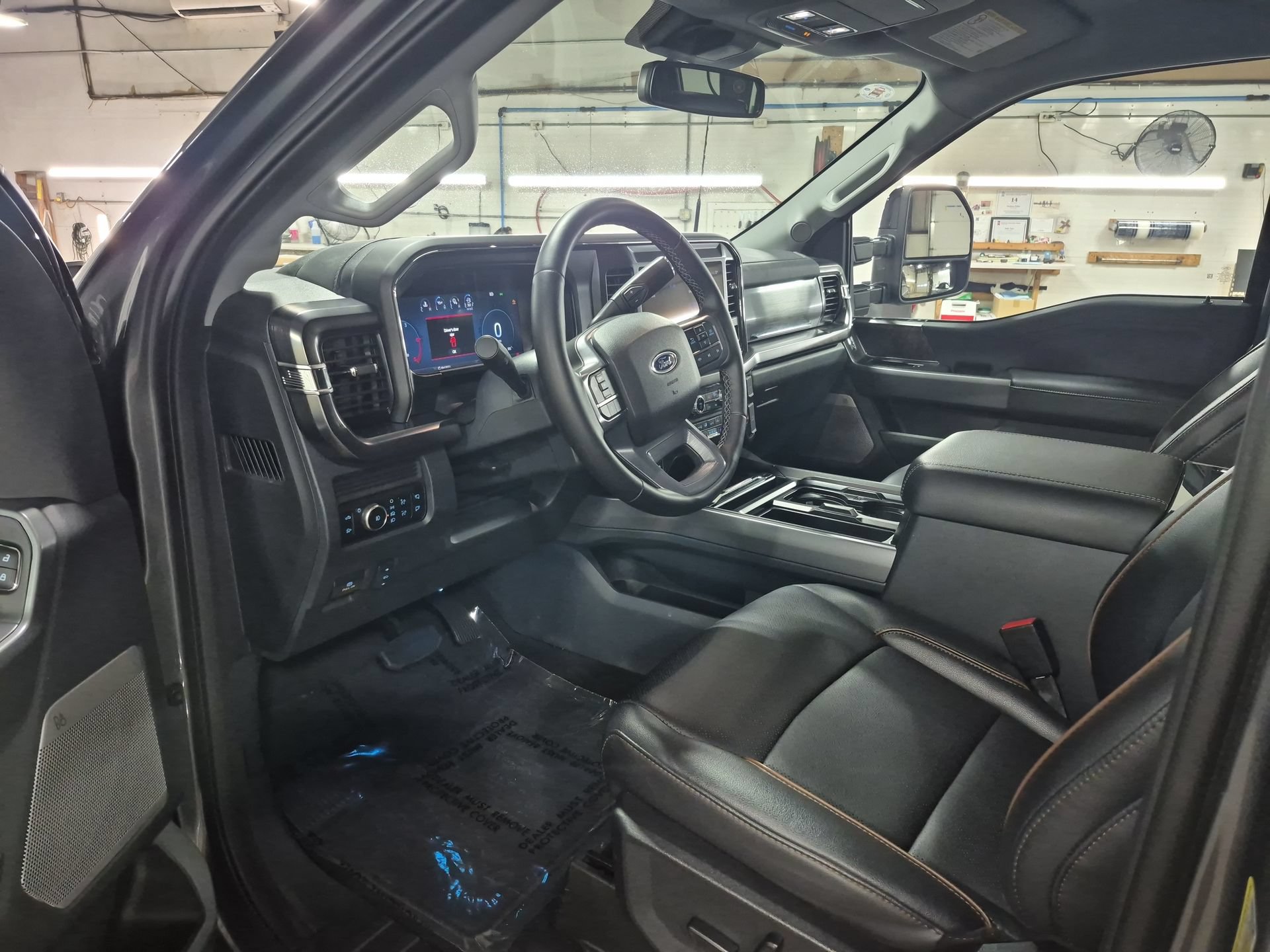 Used 2026 Ford F250 Lariat AWD/4WD image 11