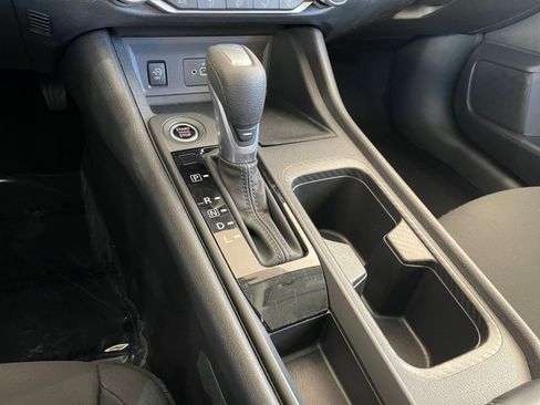 Used 2025 Nissan Sentra S image 39