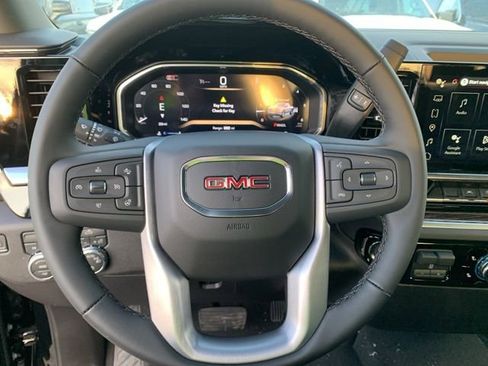 New 2026 GMC Sierra 1500 SLE image 15