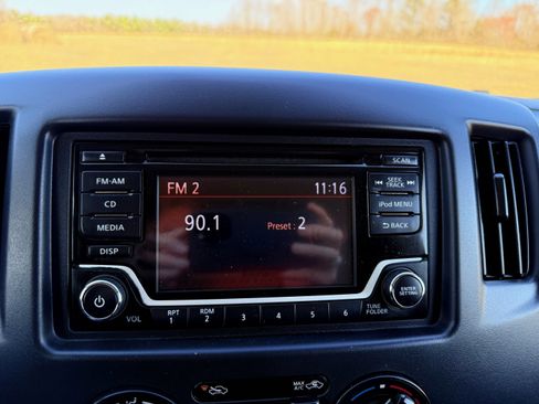 Used 2019 Nissan NV200 S w/ Cruise Control Package image 13