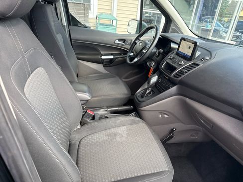 Used 2019 Ford Transit Connect XLT w/ Driver-Assist Package image 21