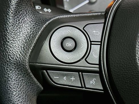 Used 2024 Toyota Corolla LE FWD image 32