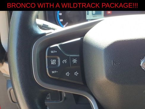 Used 2022 Ford Bronco Wildtrak AWD/4WD image 17