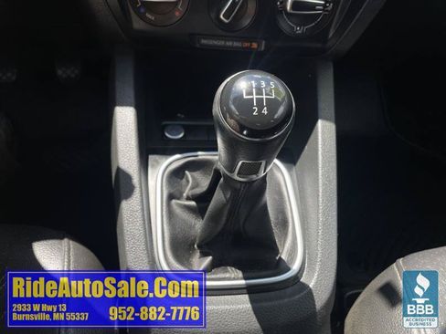 Used 2014 Volkswagen Jetta SE FWD image 19