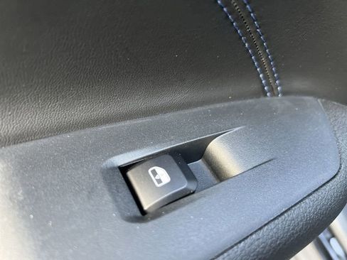 New 2025 Jeep Compass Latitude w/ Altitude Special Edition image 35