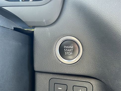 Used 2022 Toyota Tundra Limited image 36