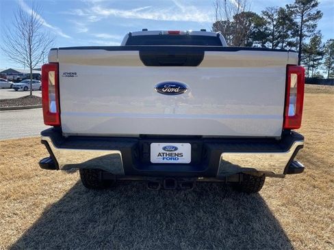 Used 2025 Ford F250 XLT image 39