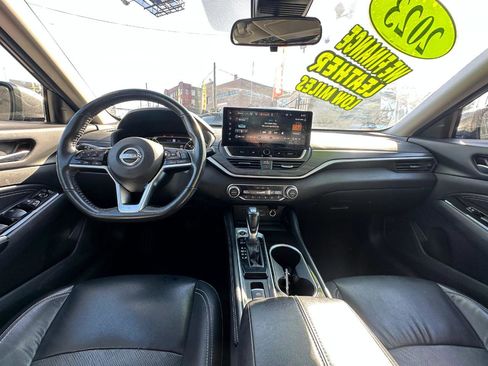Used 2023 Nissan Altima 2.5 SL FWD image 8