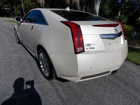 Used 2011 Cadillac CTS Performance RWD image 7