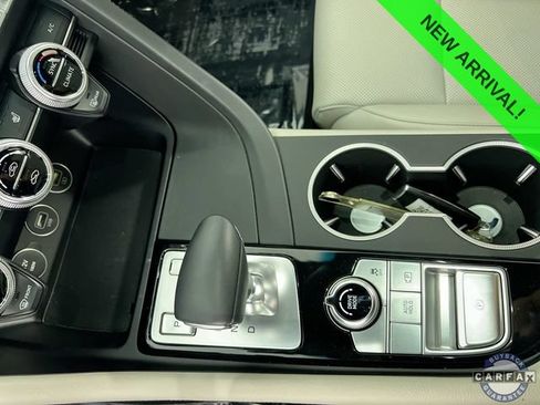 Used 2023 Genesis G70 2.0T RWD image 22