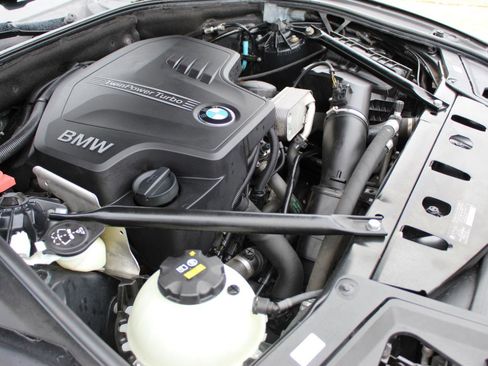 Used 2015 BMW 528i xDrive Sedan image 39