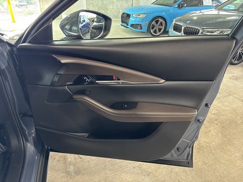 Used 2021 MAZDA CX-30 FWD 2.5 S w/ Premium Package image 10