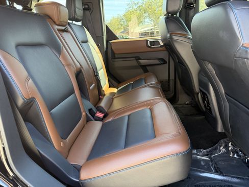 Used 2024 Ford Bronco Outer Banks image 20