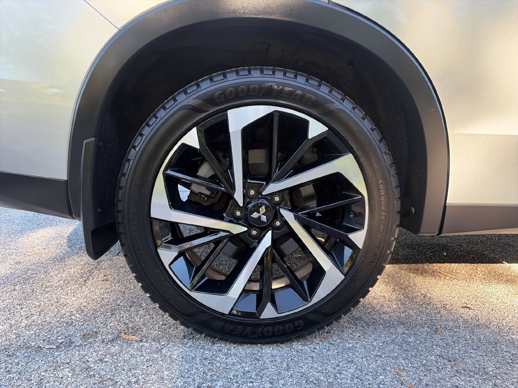 Used 2022 Mitsubishi Outlander SE AWD/4WD image 38
