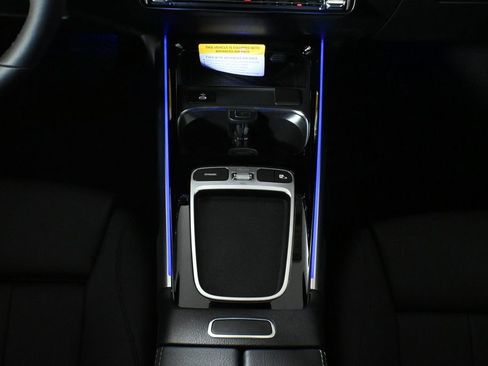 New 2026 Mercedes-Benz GLB 250 4MATIC image 25