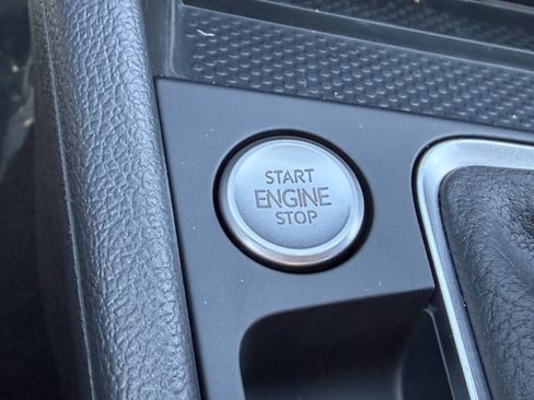 New 2026 Volkswagen Jetta SEL image 23