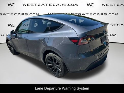 Used 2022 Tesla Model Y Long Range AWD/4WD image 19
