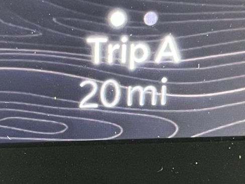 New 2025 Jeep Grand Cherokee Laredo X w/ Luxury Tech Group I image 18