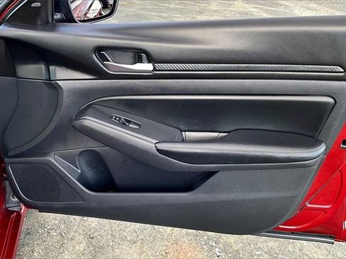 Used 2024 Nissan Altima 2.5 SV image 21