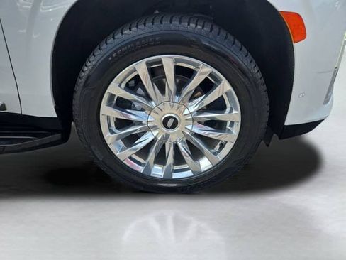 Used 2023 Cadillac Escalade Premium Luxury AWD/4WD image 41
