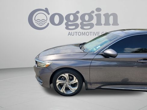 Used 2019 Honda Accord EX image 29