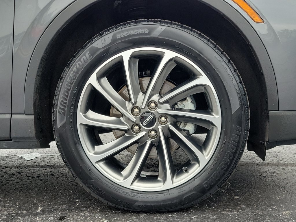 Certified 2023 Lincoln Corsair AWD w/ Equipment Group 101A image 9