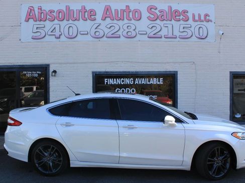 Used 2016 Ford Fusion Titanium image 1
