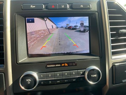 Used 2020 Ford Expedition XLT w/ Equipment Group 202A RWD image 33